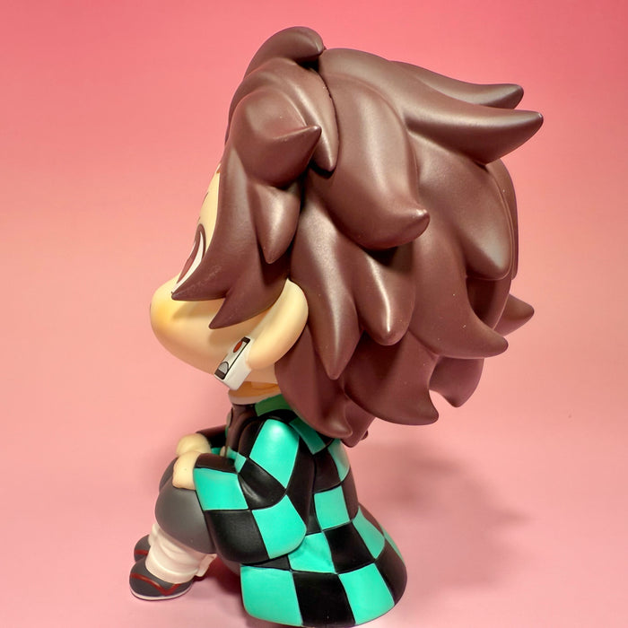 Tanjiro Kamado Look Up Figure