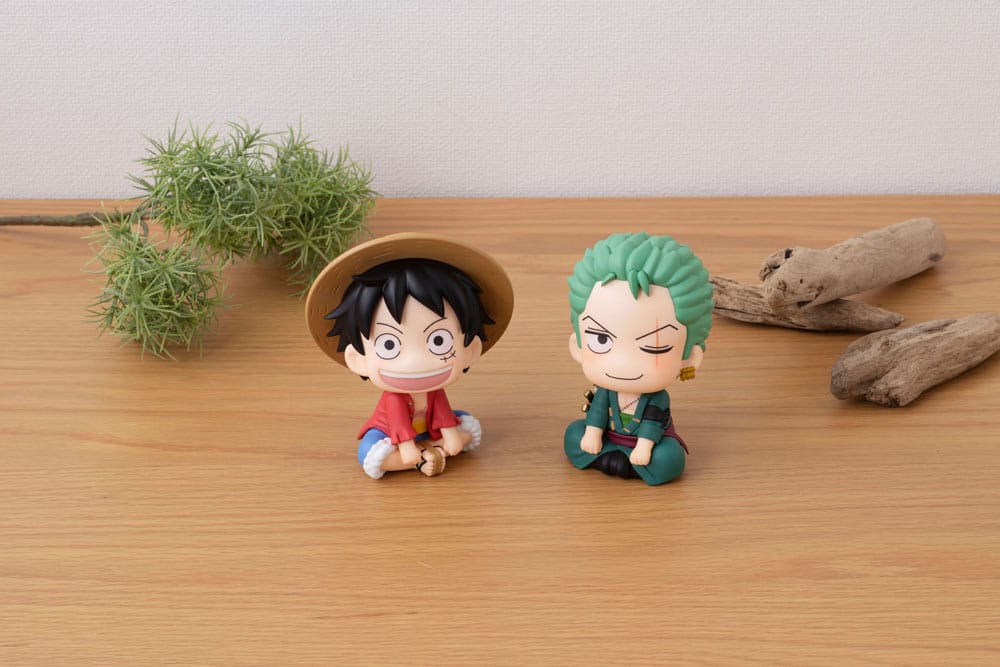Roronoa Zoro Look Up Figure - Animerching